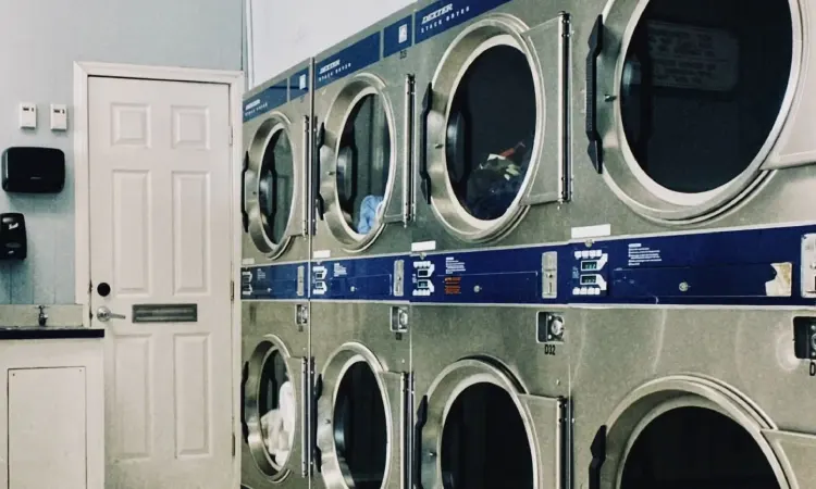 Harga laundry express, Sumber: mrclean.my