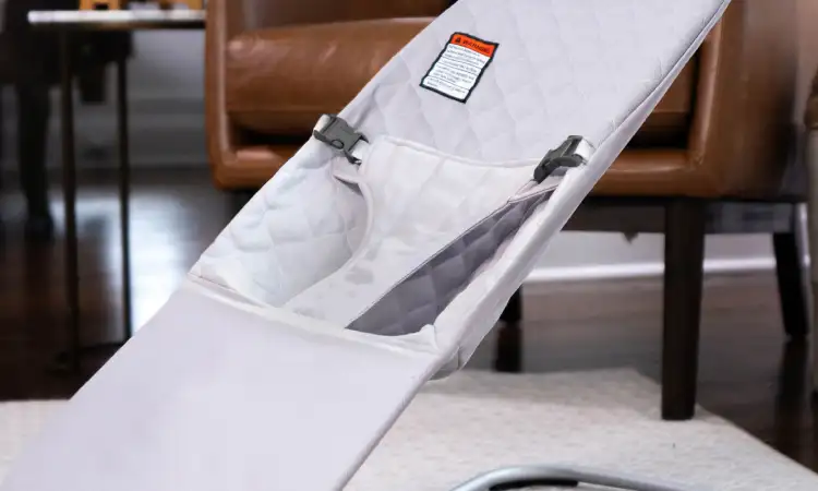 Langkah mencuci bouncer bayi, Sumber: evrloop.com