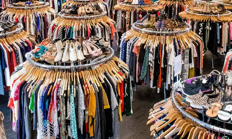 Baju thrifting, Sumber: shopify.com
