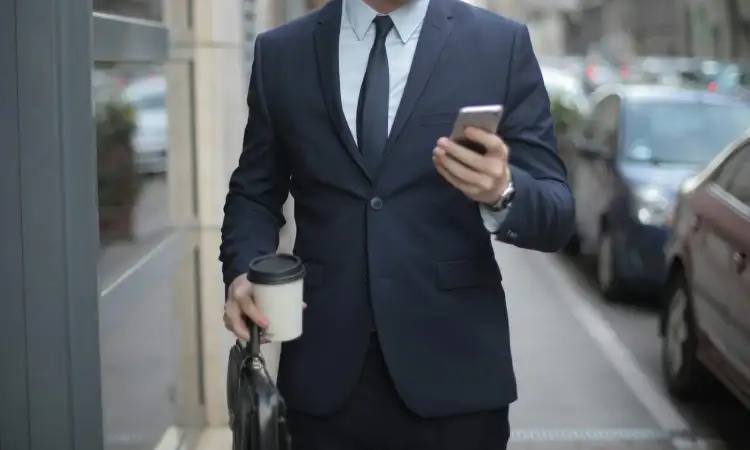Outfit interview kerja, Sumber: pexels.com