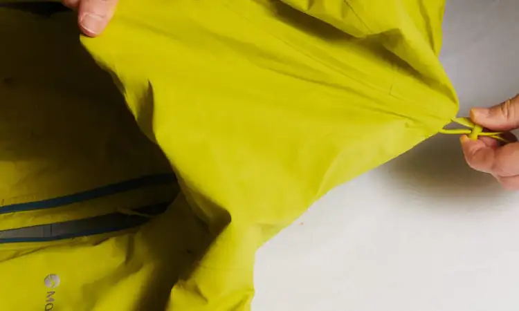Cara mencuci jaket waterproof, Sumber: greatoutdoors.ie