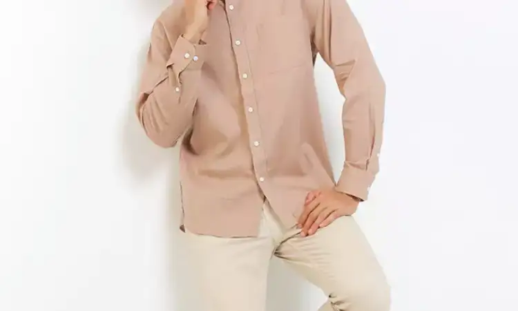 Kemeja Linen dan Celana Chino, Sumber: googleusercontent.coma