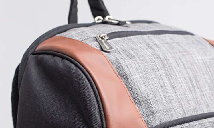 Mencuci tas ransel, Sumber: beready.co.id
