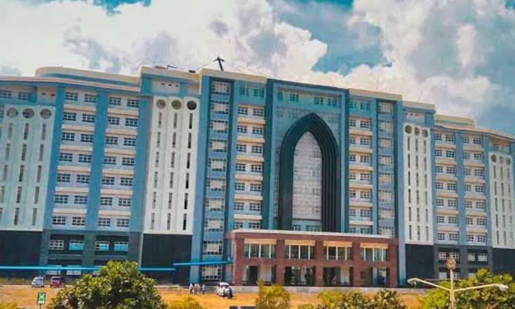 Kampus uad 4, Sumber: gstatic.com