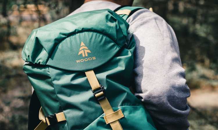 Mencuci tas carrier, Sumber: pexels.com